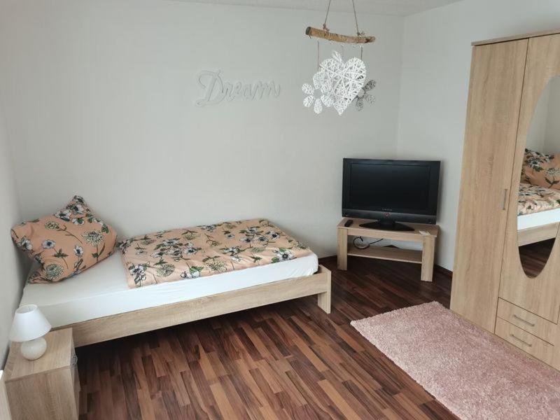 Ferienwohnung Im Drosselnest Hechingen Luaran gambar